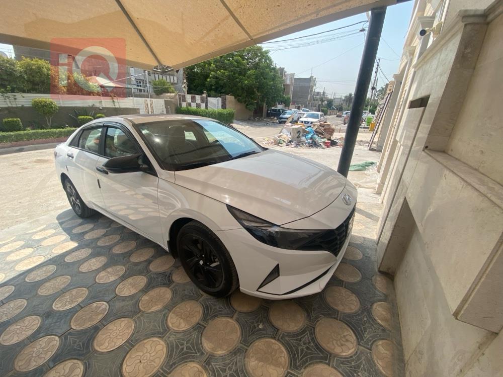هیوندای ئەلەنترا